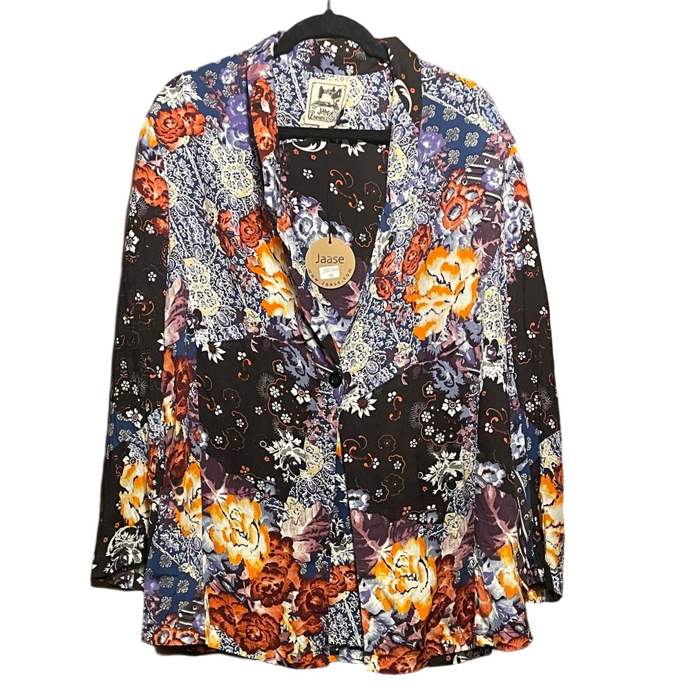 Jaase Women's Vibrant Floral Blazer - Black and Orange